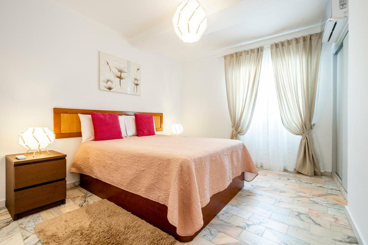My Place @ Faro City Views Extérieur photo